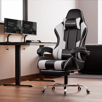 Gaming-Stuhl mit Massage und Fußstütze – graue Variante am Schreibtisch