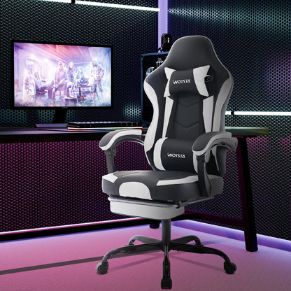 Ergonomischer Gaming Stuhl mit Fußstütze im modernen Gaming Setup